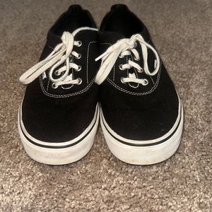 WOMENS SIZE 11 BLACK AND WHITE OLD SCHOOL VANS